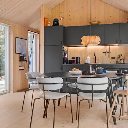 3 Bedroom Amazing In * Stege