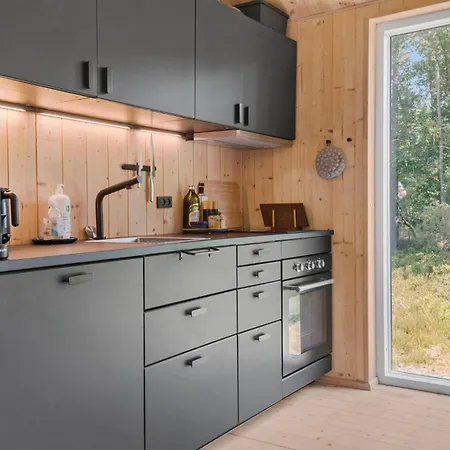 3 Bedroom Amazing In * Stege